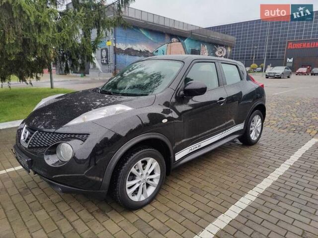 Черный Ниссан Жук, объемом двигателя 1.6 л и пробегом 237 тыс. км за 10900 $, фото 1 на Automoto.ua