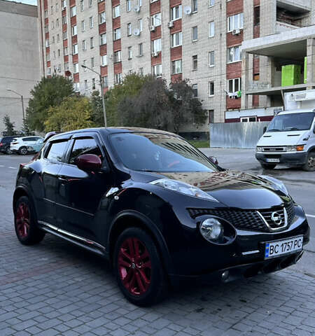 Черный Ниссан Жук, объемом двигателя 1.6 л и пробегом 102 тыс. км за 10999 $, фото 1 на Automoto.ua