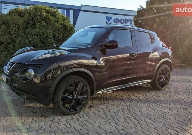 Фиолетовый Ниссан Жук, объемом двигателя 1.6 л и пробегом 252 тыс. км за 10300 $, фото 1 на Automoto.ua