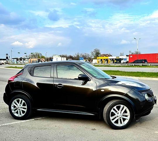 Коричневий Ніссан Жук, об'ємом двигуна 1.6 л та пробігом 153 тис. км за 9500 $, фото 1 на Automoto.ua