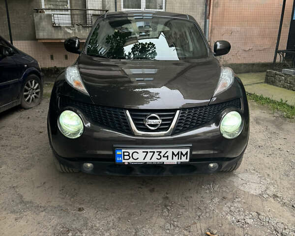 Коричневий Ніссан Жук, об'ємом двигуна 1.6 л та пробігом 102 тис. км за 10800 $, фото 1 на Automoto.ua