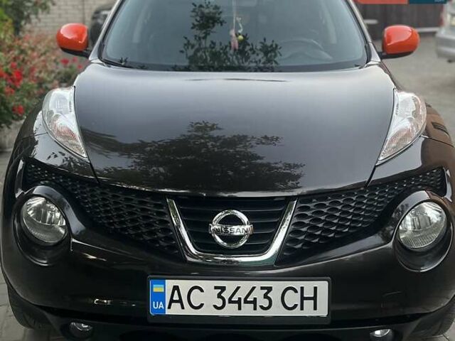 Коричневый Ниссан Жук, объемом двигателя 1.6 л и пробегом 90 тыс. км за 10950 $, фото 1 на Automoto.ua