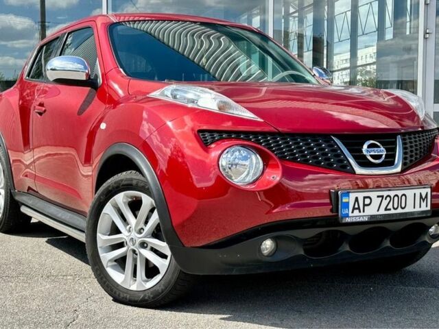 Красный Ниссан Жук, объемом двигателя 1.6 л и пробегом 123 тыс. км за 9000 $, фото 1 на Automoto.ua