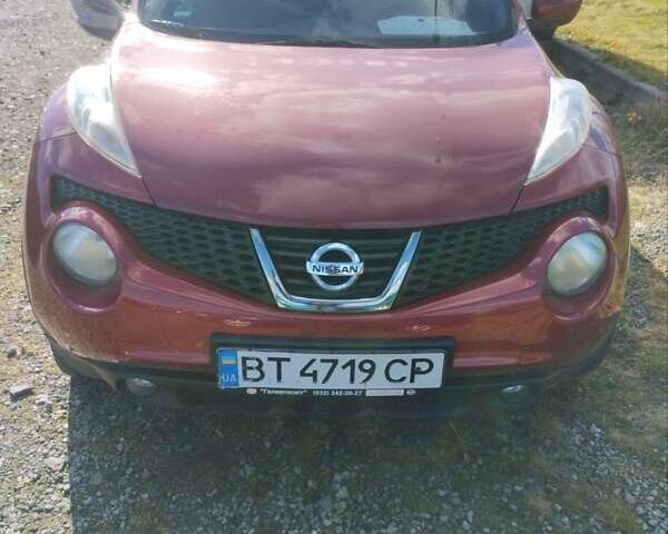 Червоний Ніссан Жук, об'ємом двигуна 1.6 л та пробігом 159 тис. км за 8900 $, фото 1 на Automoto.ua