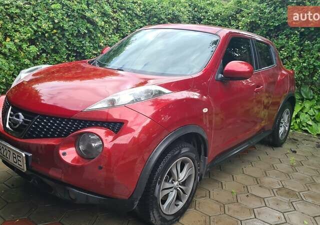 Червоний Ніссан Жук, об'ємом двигуна 1.6 л та пробігом 56 тис. км за 11500 $, фото 1 на Automoto.ua