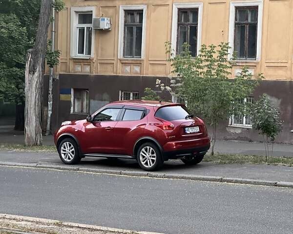 Червоний Ніссан Жук, об'ємом двигуна 1.6 л та пробігом 67 тис. км за 12300 $, фото 1 на Automoto.ua