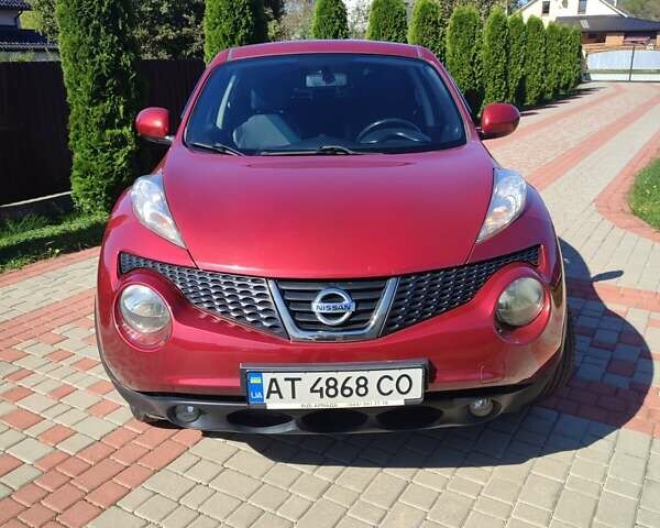 Червоний Ніссан Жук, об'ємом двигуна 1.6 л та пробігом 122 тис. км за 10200 $, фото 1 на Automoto.ua