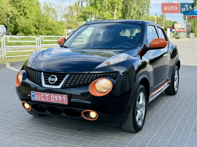 Червоний Ніссан Жук, об'ємом двигуна 1.6 л та пробігом 177 тис. км за 9100 $, фото 1 на Automoto.ua