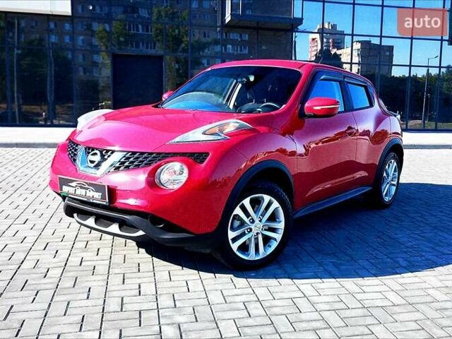 Красный Ниссан Жук, объемом двигателя 1.62 л и пробегом 107 тыс. км за 11899 $, фото 1 на Automoto.ua