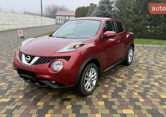 Красный Ниссан Жук, объемом двигателя 1.62 л и пробегом 80 тыс. км за 12680 $, фото 1 на Automoto.ua