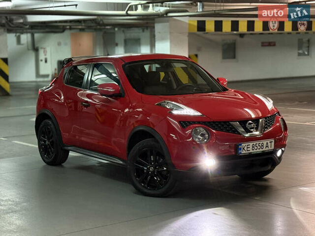 Красный Ниссан Жук, объемом двигателя 1.6 л и пробегом 82 тыс. км за 16500 $, фото 1 на Automoto.ua