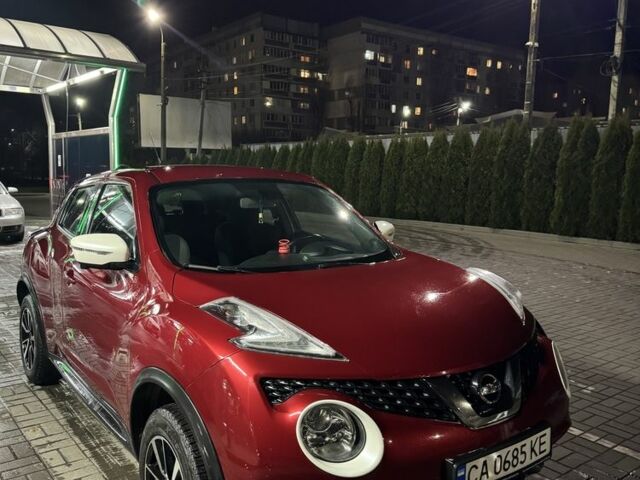 Червоний Ніссан Жук, об'ємом двигуна 1.6 л та пробігом 114 тис. км за 14000 $, фото 1 на Automoto.ua