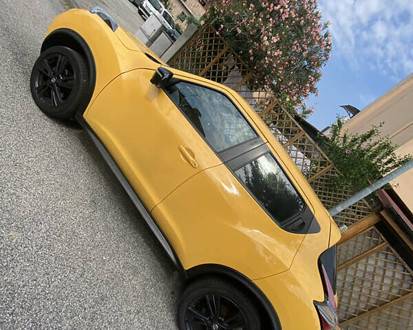 Ниссан Жук, объемом двигателя 1.6 л и пробегом 105 тыс. км за 15000 $, фото 1 на Automoto.ua