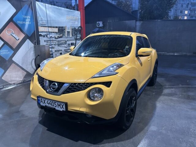 Желтый Ниссан Жук, объемом двигателя 1.6 л и пробегом 120 тыс. км за 12986 $, фото 1 на Automoto.ua