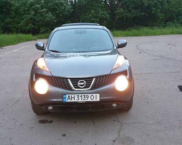 Серый Ниссан Жук, объемом двигателя 1.62 л и пробегом 155 тыс. км за 9300 $, фото 1 на Automoto.ua