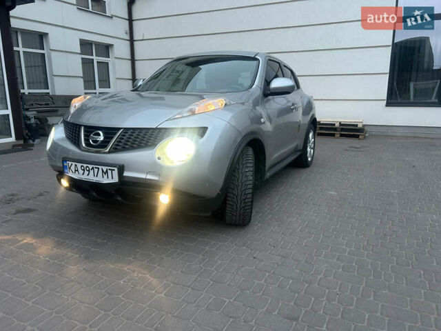 Серый Ниссан Жук, объемом двигателя 1.6 л и пробегом 185 тыс. км за 8500 $, фото 1 на Automoto.ua