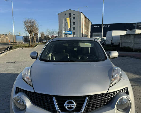 Серый Ниссан Жук, объемом двигателя 1.6 л и пробегом 112 тыс. км за 9000 $, фото 1 на Automoto.ua