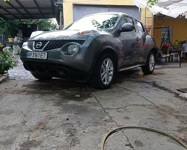 Серый Ниссан Жук, объемом двигателя 1.6 л и пробегом 115 тыс. км за 10500 $, фото 1 на Automoto.ua
