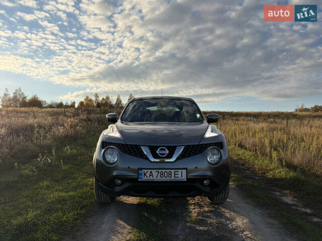 Серый Ниссан Жук, объемом двигателя 1.6 л и пробегом 100 тыс. км за 12500 $, фото 1 на Automoto.ua
