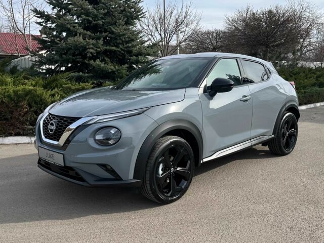 Серый Ниссан Жук, объемом двигателя 1 л и пробегом 1 тыс. км за 27128 $, фото 1 на Automoto.ua