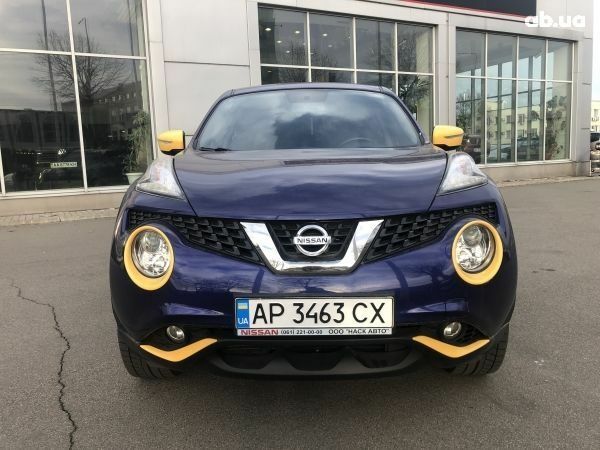 Синій Ніссан Жук, об'ємом двигуна 1.6 л та пробігом 65 тис. км за 14555 $, фото 1 на Automoto.ua