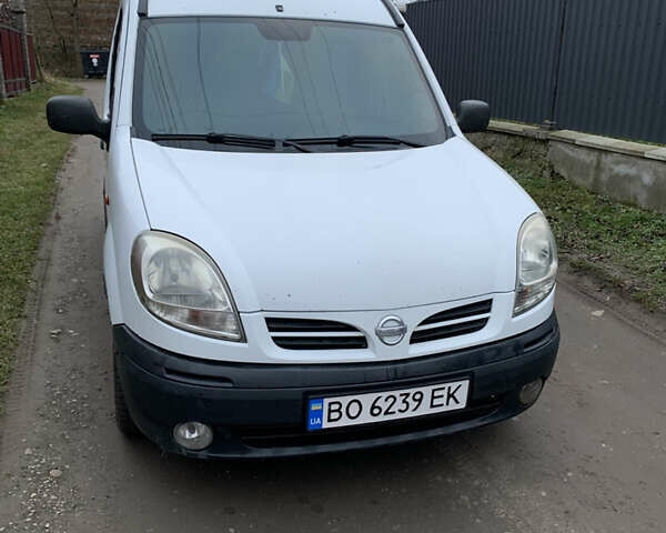 Белый Ниссан Кубистар, объемом двигателя 1.46 л и пробегом 300 тыс. км за 2500 $, фото 1 на Automoto.ua