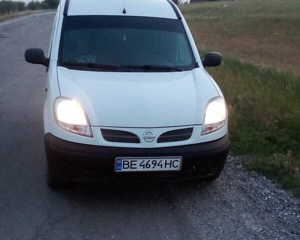 Белый Ниссан Кубистар, объемом двигателя 1.46 л и пробегом 304 тыс. км за 3950 $, фото 1 на Automoto.ua