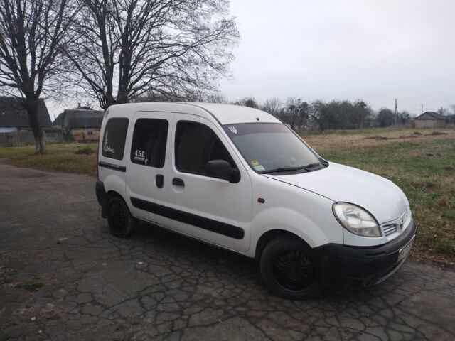 Білий Ніссан Кубістар, об'ємом двигуна 0 л та пробігом 380 тис. км за 2250 $, фото 1 на Automoto.ua