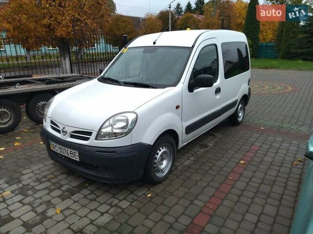 Белый Ниссан Кубистар, объемом двигателя 1.15 л и пробегом 320 тыс. км за 3350 $, фото 1 на Automoto.ua