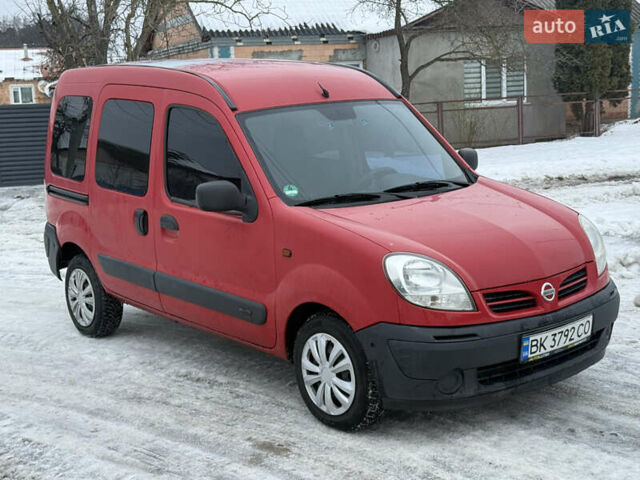 Червоний Ніссан Кубістар, об'ємом двигуна 1.46 л та пробігом 299 тис. км за 2900 $, фото 1 на Automoto.ua