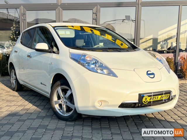 Белый Ниссан Лиф, объемом двигателя 24 л и пробегом 78 тыс. км за 6590 $, фото 1 на Automoto.ua