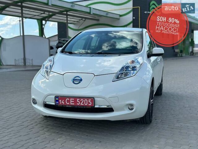 Белый Ниссан Лиф, объемом двигателя 0 л и пробегом 99 тыс. км за 6900 $, фото 1 на Automoto.ua