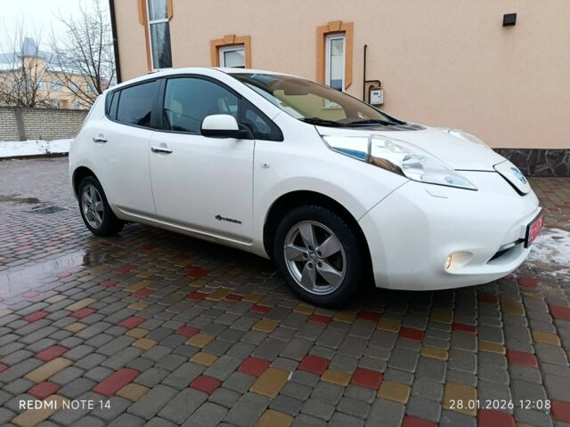 Белый Ниссан Лиф, объемом двигателя 0 л и пробегом 146 тыс. км за 5750 $, фото 1 на Automoto.ua