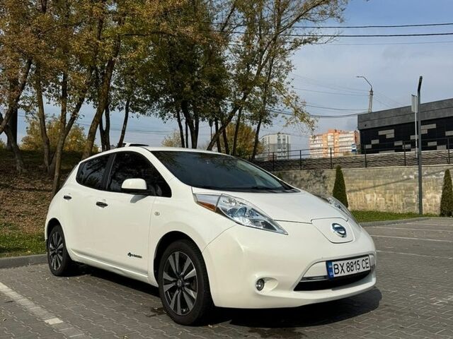 Білий Ніссан Ліф, об'ємом двигуна 0 л та пробігом 126 тис. км за 6300 $, фото 1 на Automoto.ua