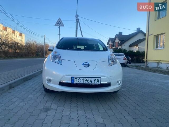 Белый Ниссан Лиф, объемом двигателя 0 л и пробегом 111 тыс. км за 7200 $, фото 1 на Automoto.ua