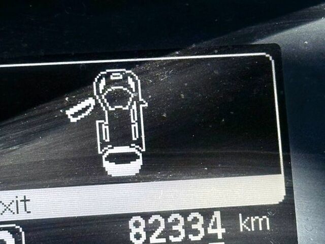 Белый Ниссан Лиф, объемом двигателя 0 л и пробегом 82 тыс. км за 9900 $, фото 1 на Automoto.ua