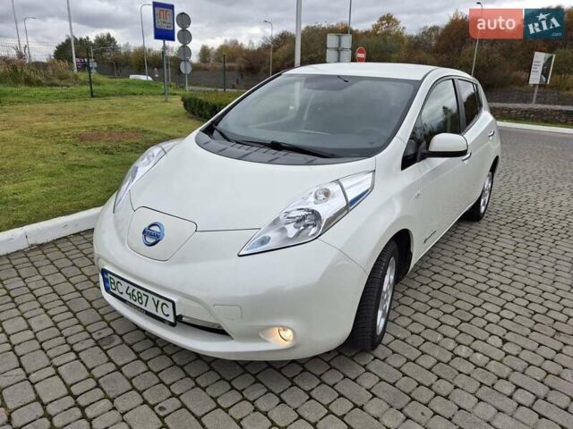 Белый Ниссан Лиф, объемом двигателя 0 л и пробегом 19 тыс. км за 8200 $, фото 1 на Automoto.ua