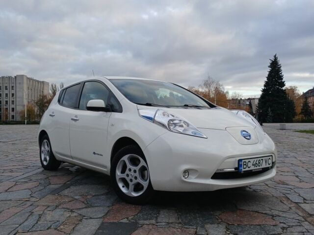 Білий Ніссан Ліф, об'ємом двигуна 0 л та пробігом 20 тис. км за 9200 $, фото 1 на Automoto.ua