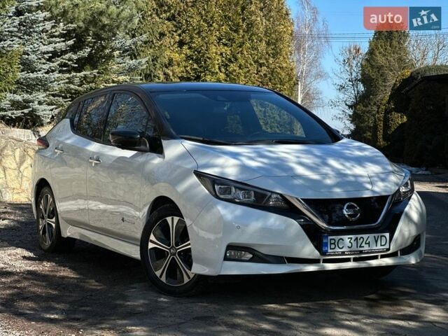 Білий Ніссан Ліф, об'ємом двигуна 0 л та пробігом 162 тис. км за 13435 $, фото 1 на Automoto.ua