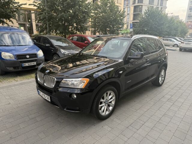 Белый Ниссан Лиф, объемом двигателя 0 л и пробегом 56 тыс. км за 14000 $, фото 1 на Automoto.ua
