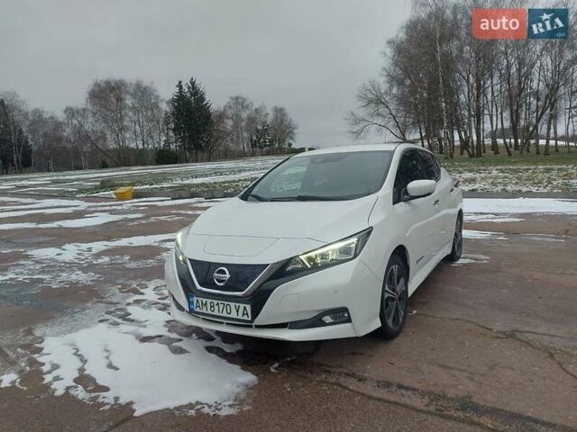 Белый Ниссан Лиф, объемом двигателя 0 л и пробегом 110 тыс. км за 12300 $, фото 1 на Automoto.ua