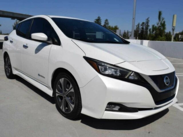 Білий Ніссан Ліф, об'ємом двигуна 0 л та пробігом 44 тис. км за 3400 $, фото 1 на Automoto.ua