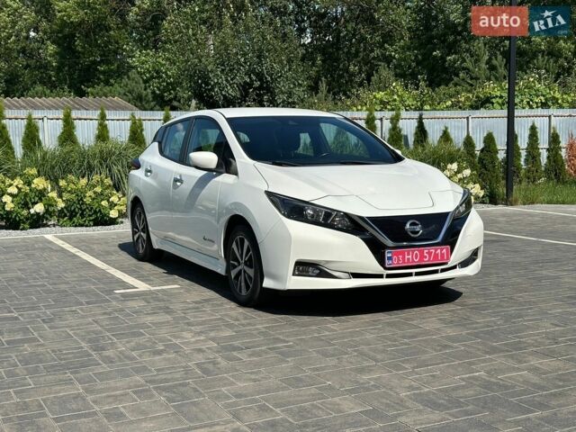 Білий Ніссан Ліф, об'ємом двигуна 0 л та пробігом 109 тис. км за 13100 $, фото 1 на Automoto.ua