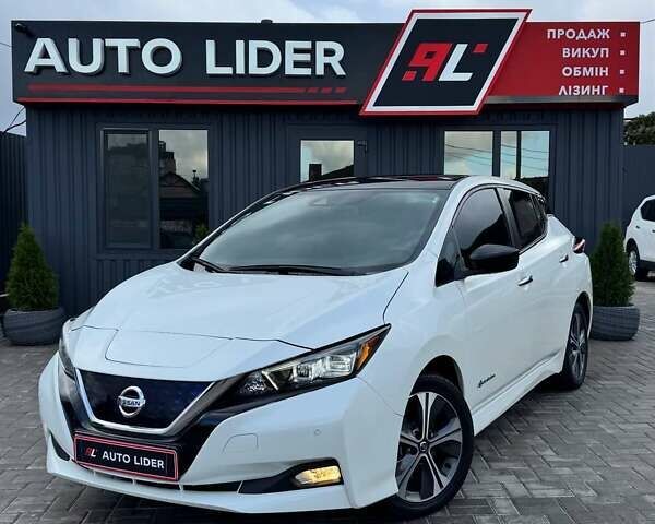 Белый Ниссан Лиф, объемом двигателя 0 л и пробегом 75 тыс. км за 15700 $, фото 1 на Automoto.ua