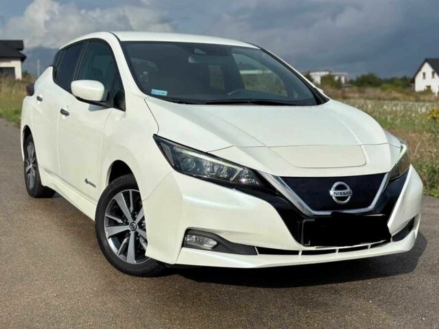 Белый Ниссан Лиф, объемом двигателя 0 л и пробегом 85 тыс. км за 7324 $, фото 1 на Automoto.ua