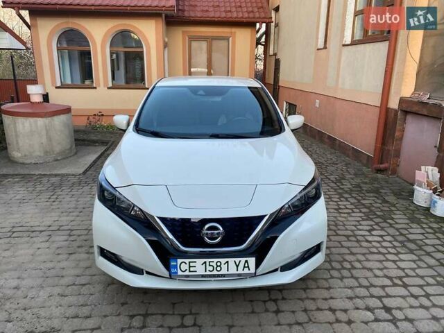 Белый Ниссан Лиф, объемом двигателя 0 л и пробегом 143 тыс. км за 12100 $, фото 1 на Automoto.ua