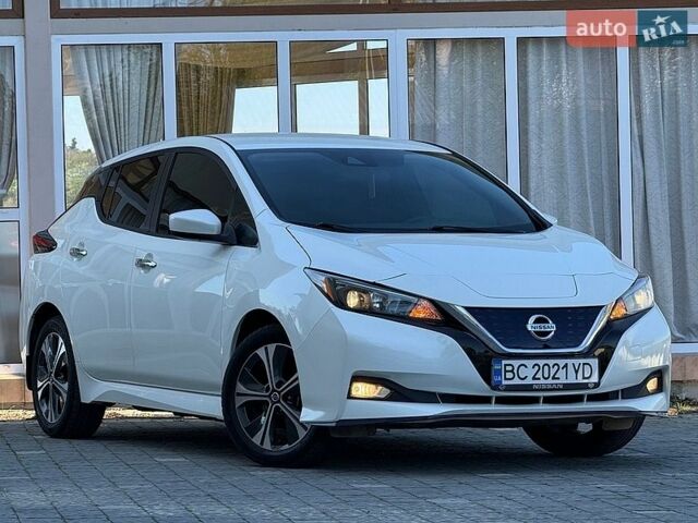 Белый Ниссан Лиф, объемом двигателя 0 л и пробегом 105 тыс. км за 11450 $, фото 1 на Automoto.ua