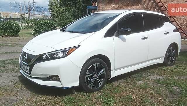 Белый Ниссан Лиф, объемом двигателя 0 л и пробегом 36 тыс. км за 19500 $, фото 1 на Automoto.ua