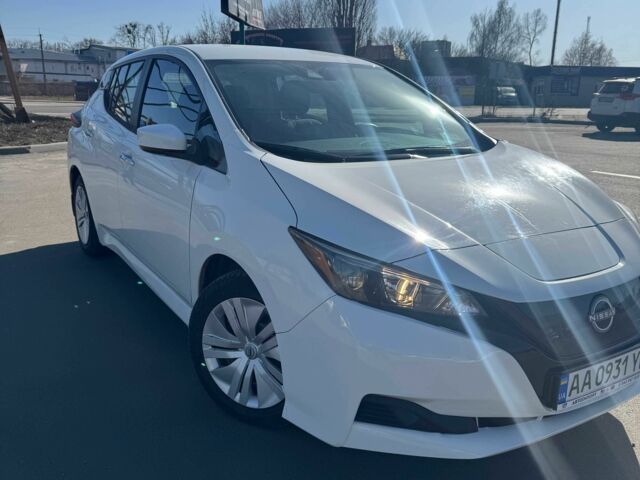 Білий Ніссан Ліф, об'ємом двигуна 0 л та пробігом 15 тис. км за 15890 $, фото 1 на Automoto.ua