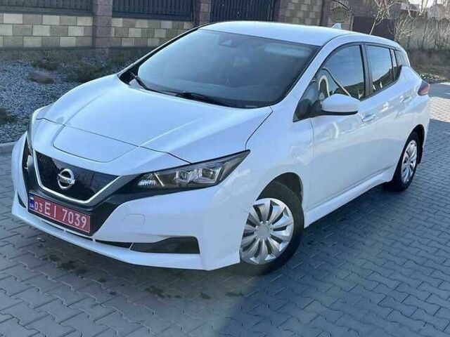 Білий Ніссан Ліф, об'ємом двигуна 0 л та пробігом 55 тис. км за 8700 $, фото 1 на Automoto.ua